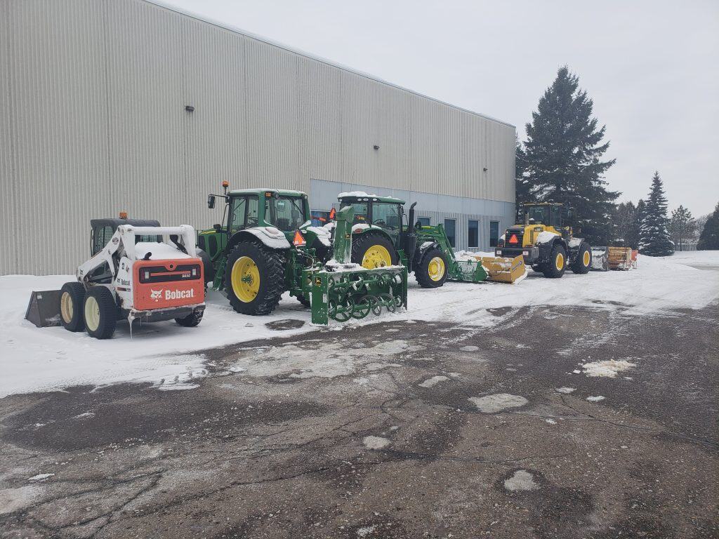 uosmn-snow-services-09