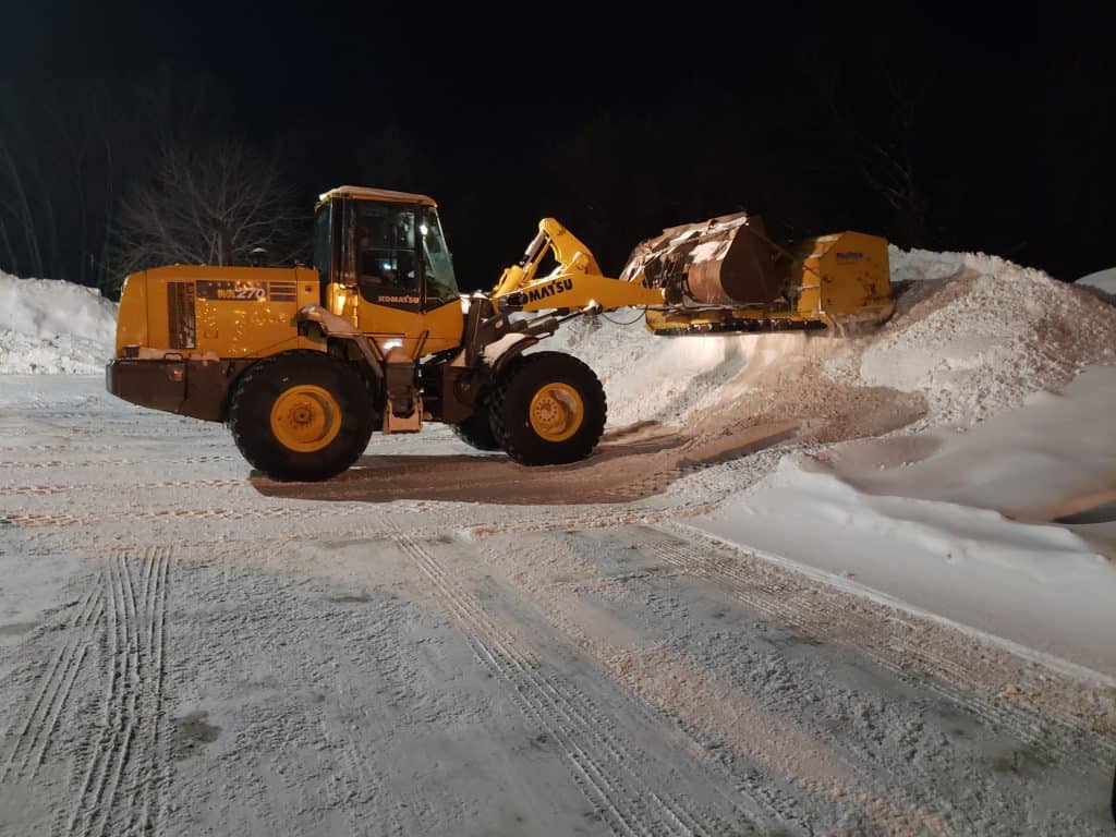 uosmn-snow-services-11